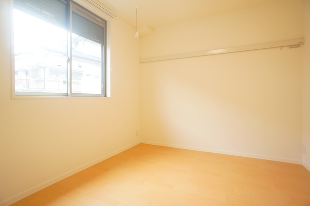 その他　白を基調とした室内でお部屋を明るく演出してくれます！