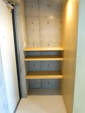 玄関　※別部屋参照写真