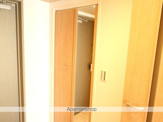 S.Dーroomの玄関写真