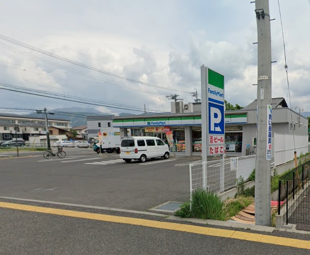 コンビニ　ファミリーマート 松本つかま店（コンビニ）まで1803m