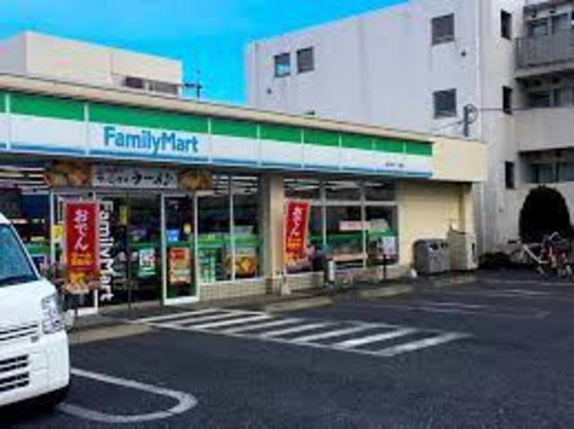 コンビニ　ファミリーマート春日町一丁目店（コンビニ）まで288m