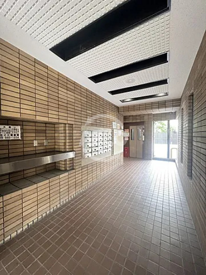 地下鉄四つ橋線 住之江公園駅 徒歩5分 6階建 築43年の外観写真