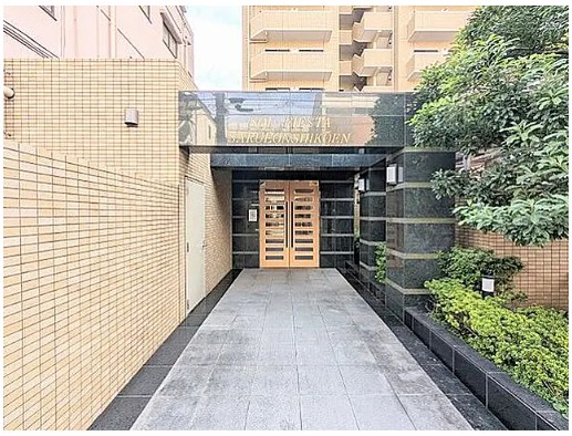都営新宿線 住吉駅 徒歩8分 12階建 築22年の外観写真