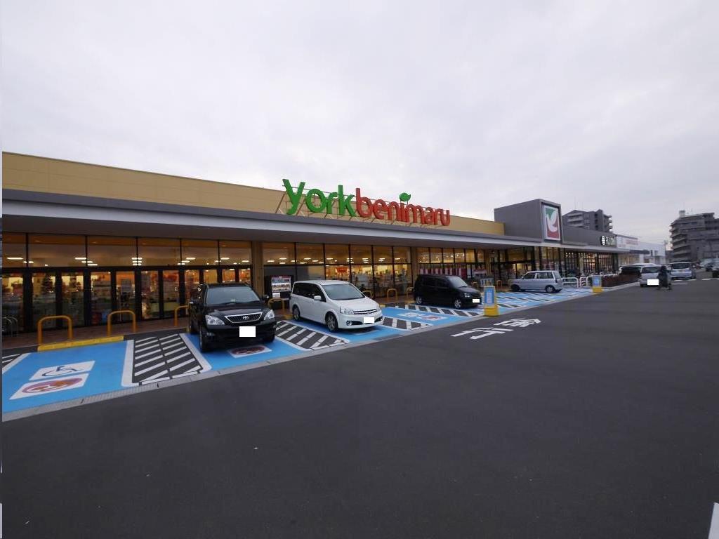 スーパー　ヨークベニマル仙台六丁の目店（スーパー）まで694m