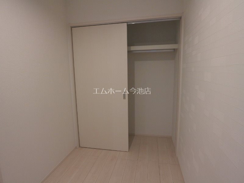 GRANDTIC平安通の内装写真