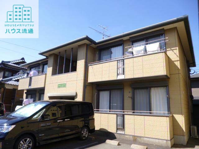 長崎電軌蛍茶屋支線 蛍茶屋駅 バス乗車時間：18分 最寄りバス停で下車 徒歩4分 築28年
