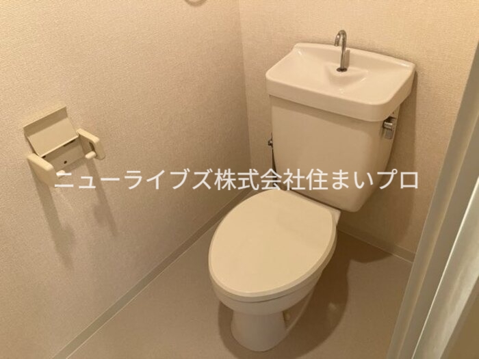 京阪本線 古川橋駅 徒歩29分 4階建 築33年のトイレ写真