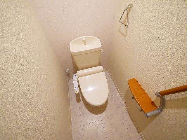 トイレ　シンプルで使いやすいトイレです