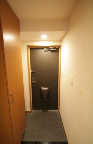 日向セントラルコートの玄関写真