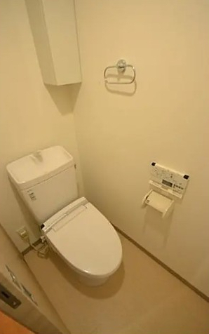 トイレ　コンパクトで使いやすいトイレです
