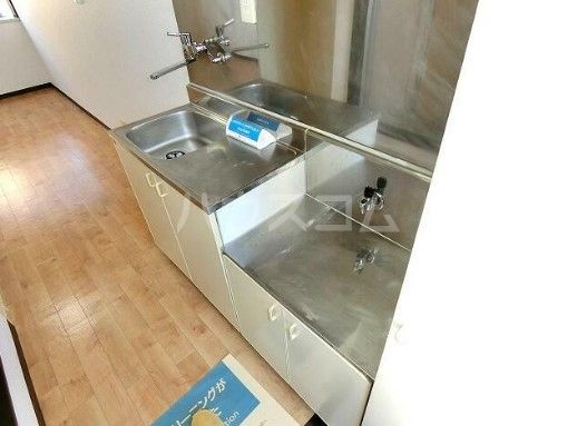 レジデンス光和111のキッチン写真