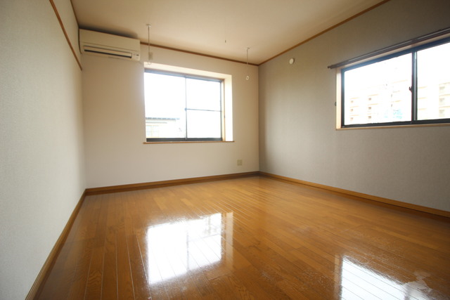 SAJA-Lakefieldの居間写真