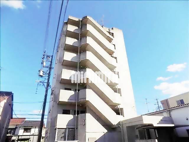 建物外観　オートロック付きマンション。