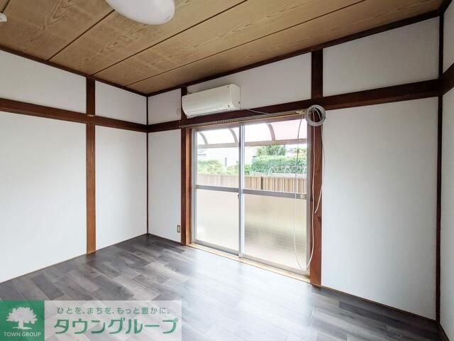 千葉寺町貸家の居間写真