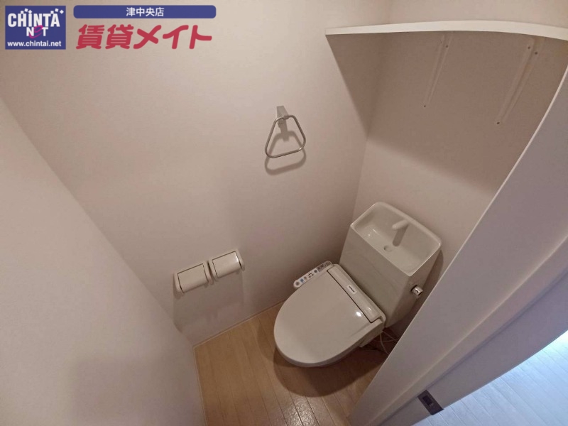 ラッキーコートのトイレ写真