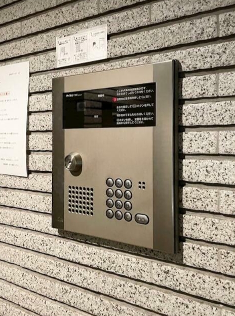 都営三田線 三田駅 徒歩7分 8階建 築22年の外観写真