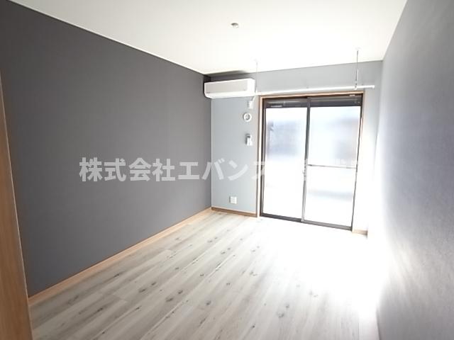 BLUE MARINE HONCHIBAの居間写真