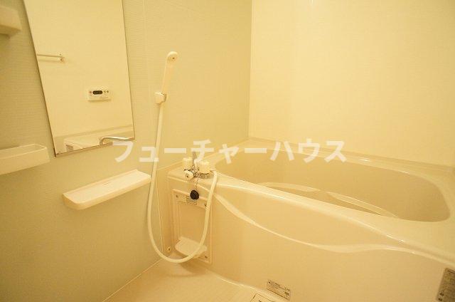 バス・シャワールーム　お風呂で日々の疲れを落としましょう