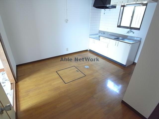 居室・リビング　同型モデル