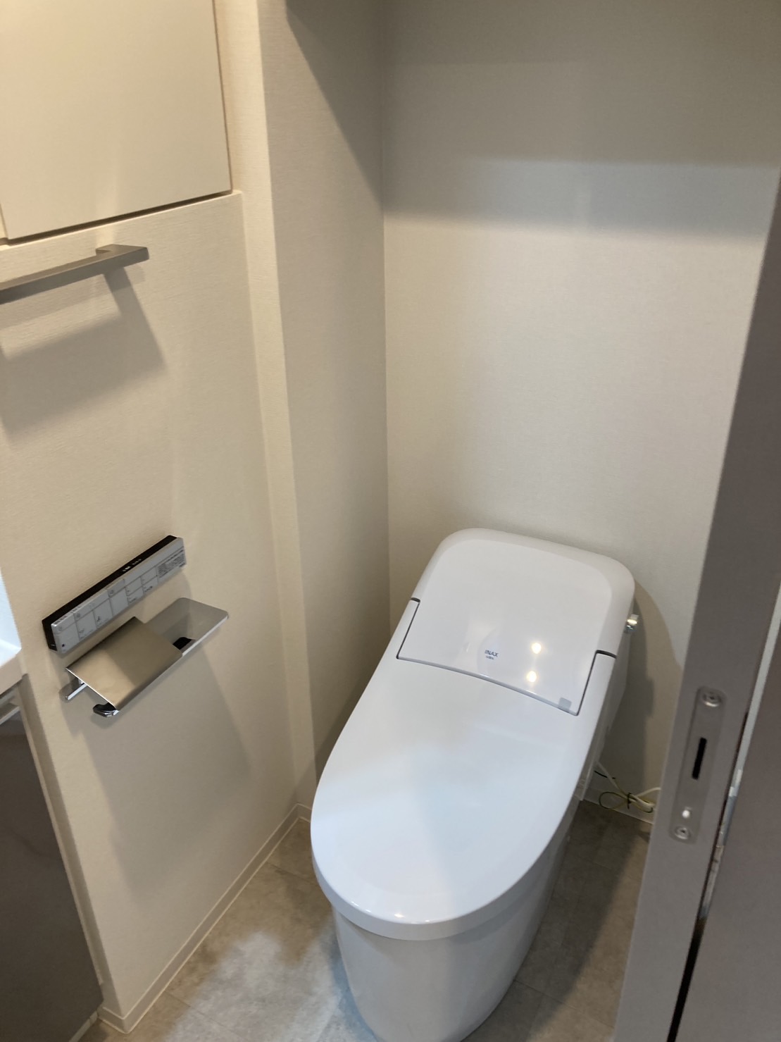 都営浅草線 浅草橋駅 徒歩4分 10階建 築4年のトイレ写真