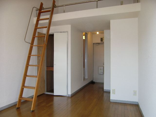 居室・リビング　別部屋参考写真