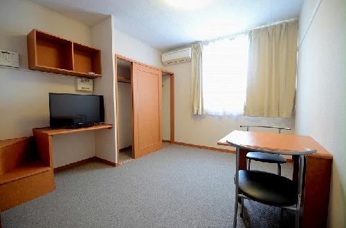 居室・リビング　同シリーズの類似となります。現況を優先致します。