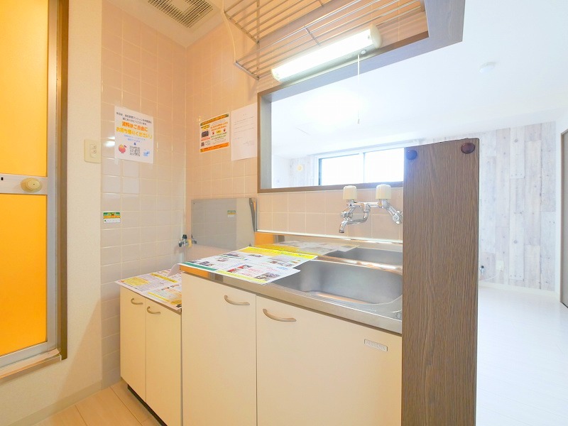 キッチン　※別号室参考写真