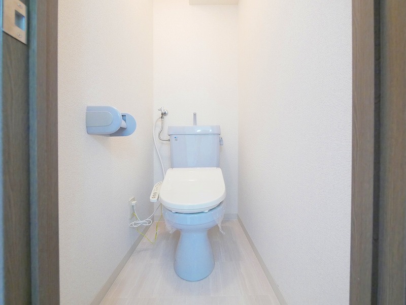 トイレ　※別号室参考写真