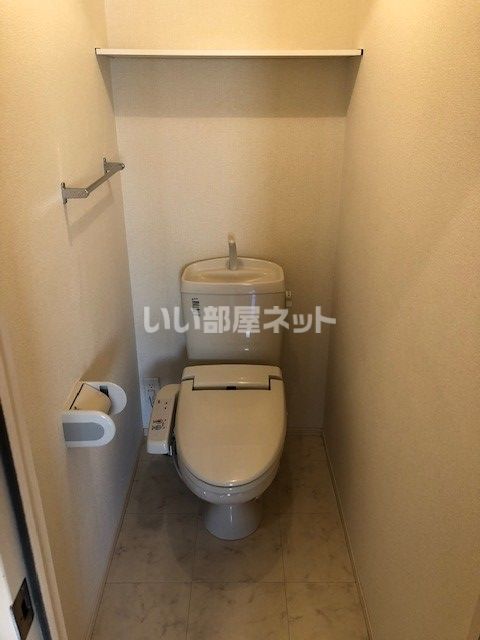 【アザレ　蘇原　Fのトイレ】