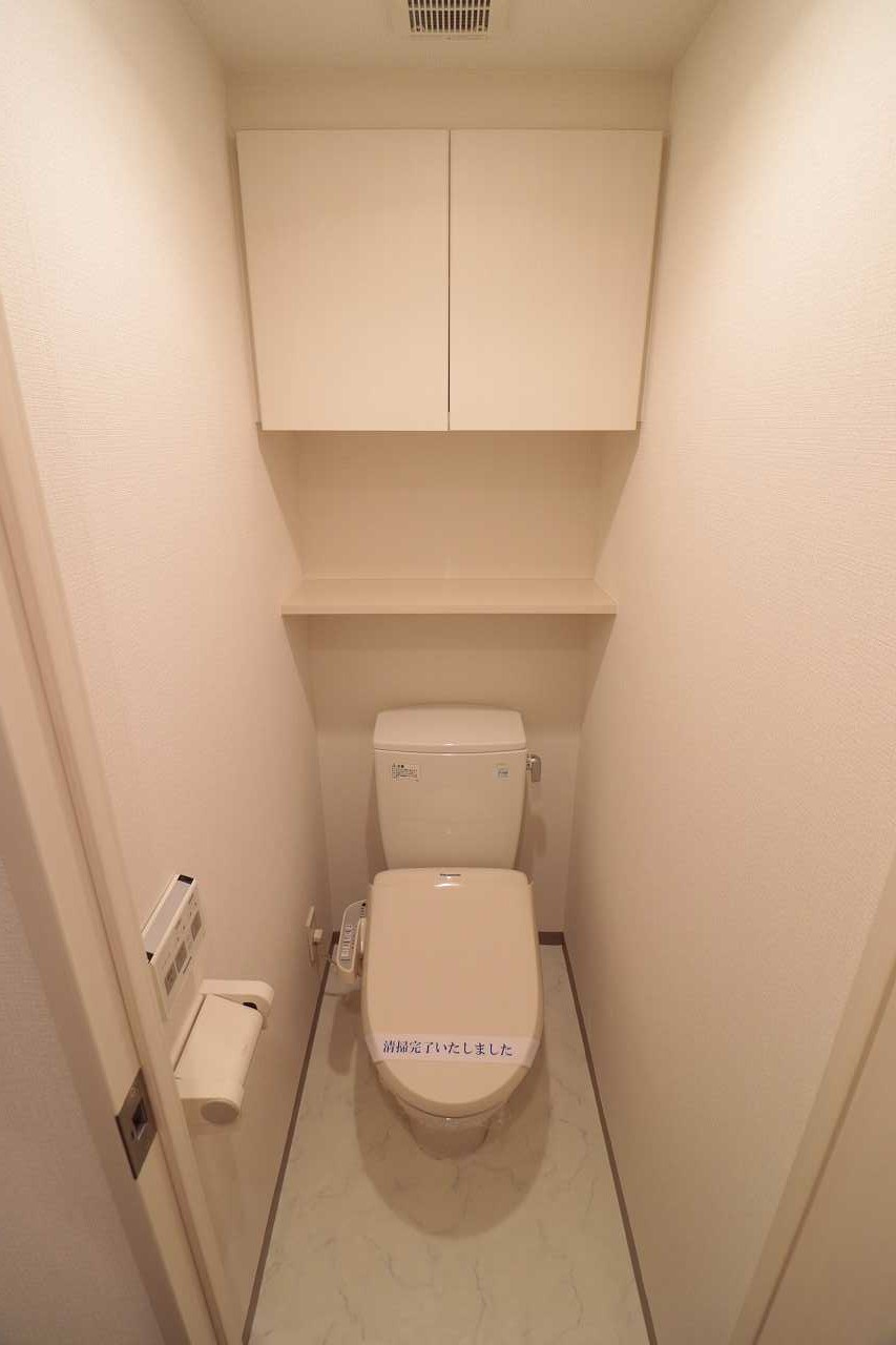 トイレ　※同物件、別部屋になります。