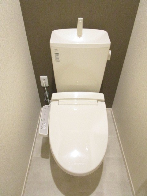 トイレ　ウォシュレット