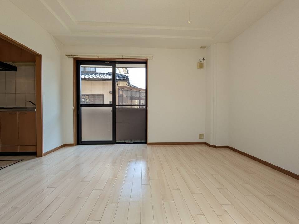 居室・リビング　リビング