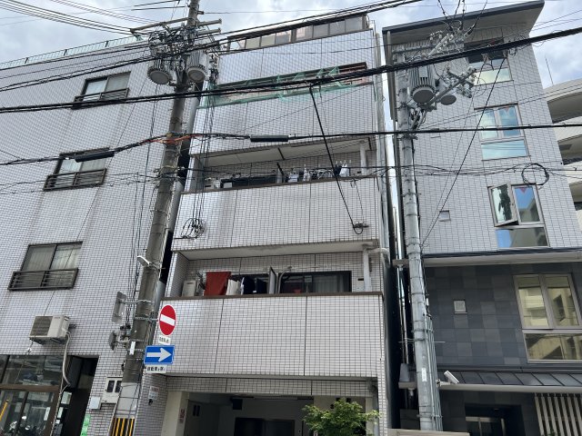 室町北野マンションの建物外観