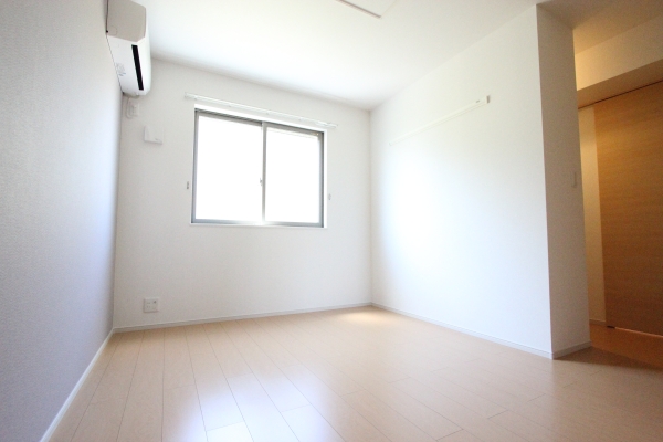 その他部屋・スペース　8.4帖北側洋室