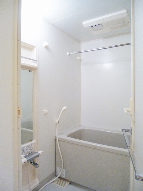 バス・シャワールーム　オーキッドレジデンス蔵前IIのバスルームです、自動お湯張り機能