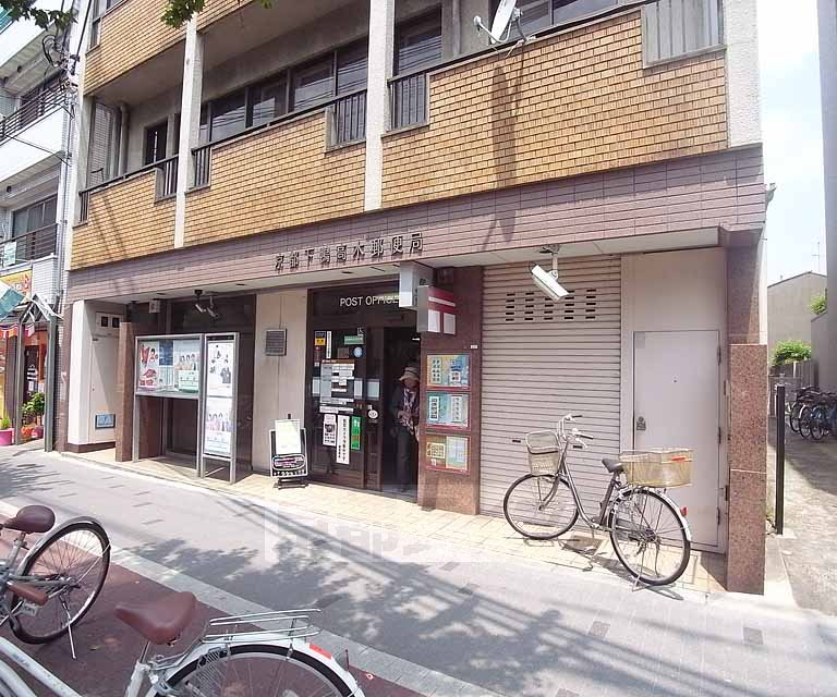 【京都市左京区松ケ崎木ノ本町のマンションの郵便局】