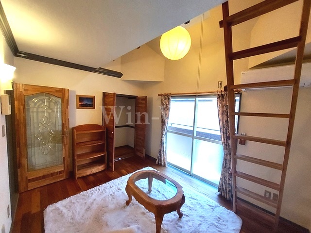 居室・リビング　イメージ（同建物内別部屋の写真です）