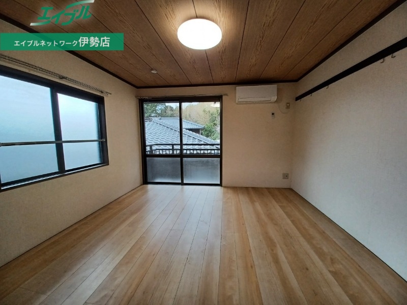 居室・リビング　別部屋同タイプ