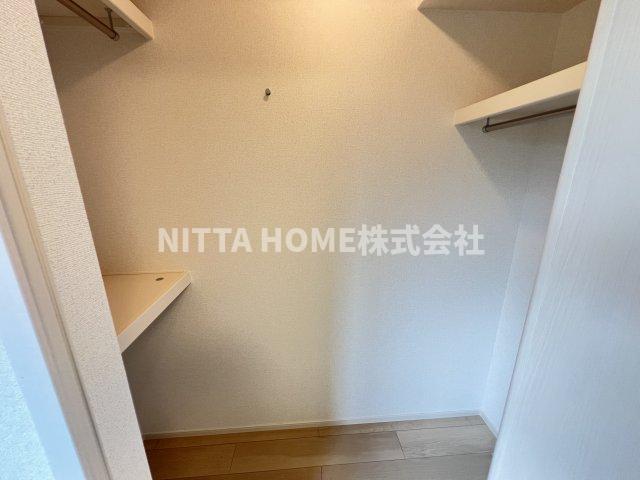 収納　収納豊富なウォークインクローゼット★