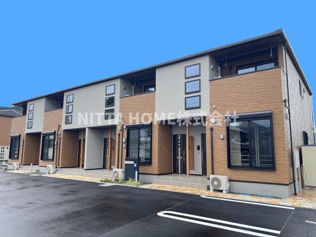 建物外観　新築◆ペット可◎ネット無料やエアコン２台など設置◇