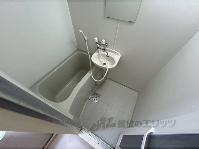 バス・シャワールーム　バス