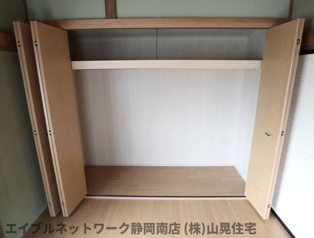 収納　たっぷりとした収納スペースです