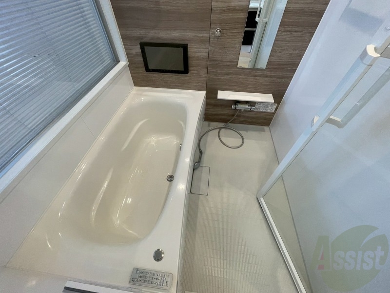 バス・シャワールーム　お風呂になります。一日の疲れを癒してくださいね。