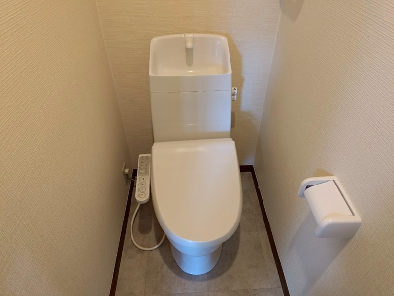 トイレ　別部屋参考