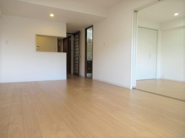 居室・リビング　別室参照