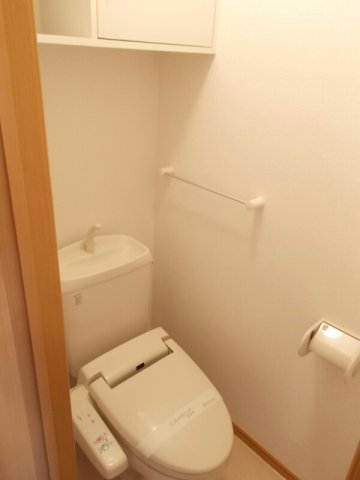 トイレ　シンプルで使いやすいトイレです