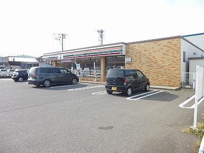 コンビニ　セブンイレブン新潟豊店（コンビニ）まで581m