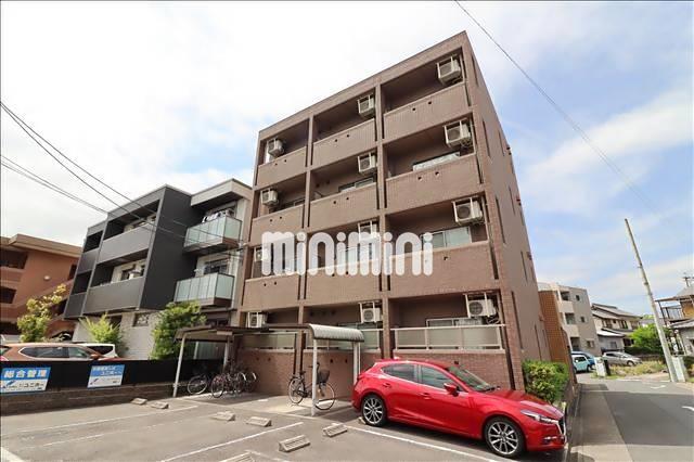 建物外観　４階建てのマンションです。