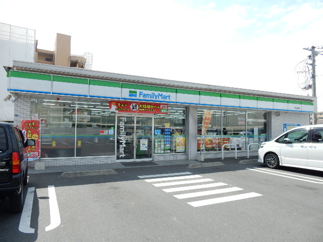 コンビニ　ファミリーマート奥田店（コンビニ）まで314m