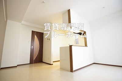 居室・リビング　10.2帖の広いリビング！